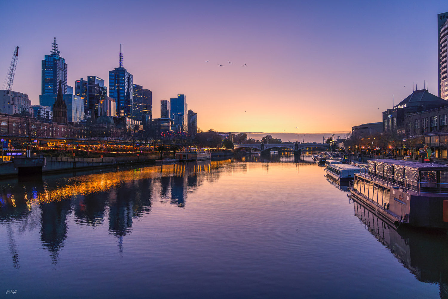 Dawn On The Yarra - Melbourne, Victoria